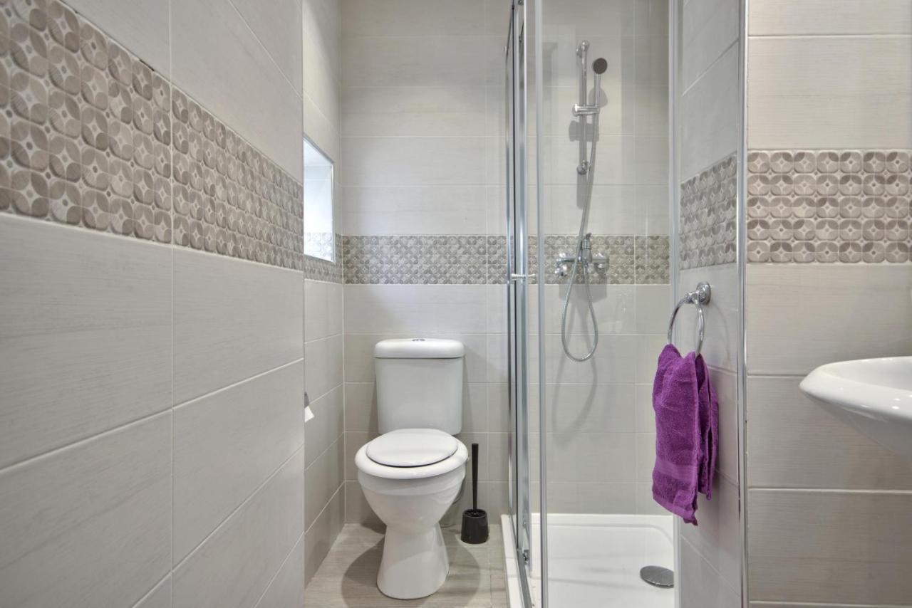 Borgo Apartments 1 & 2 Bedroom Self-Catering Units In Central Валетта Экстерьер фото